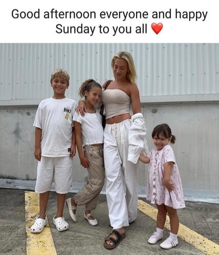 Good afternoon everyone and happy Sunday to you all ❤️