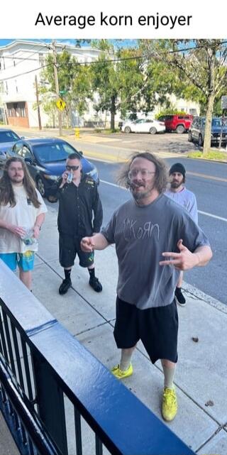 Average korn enjoyer R L