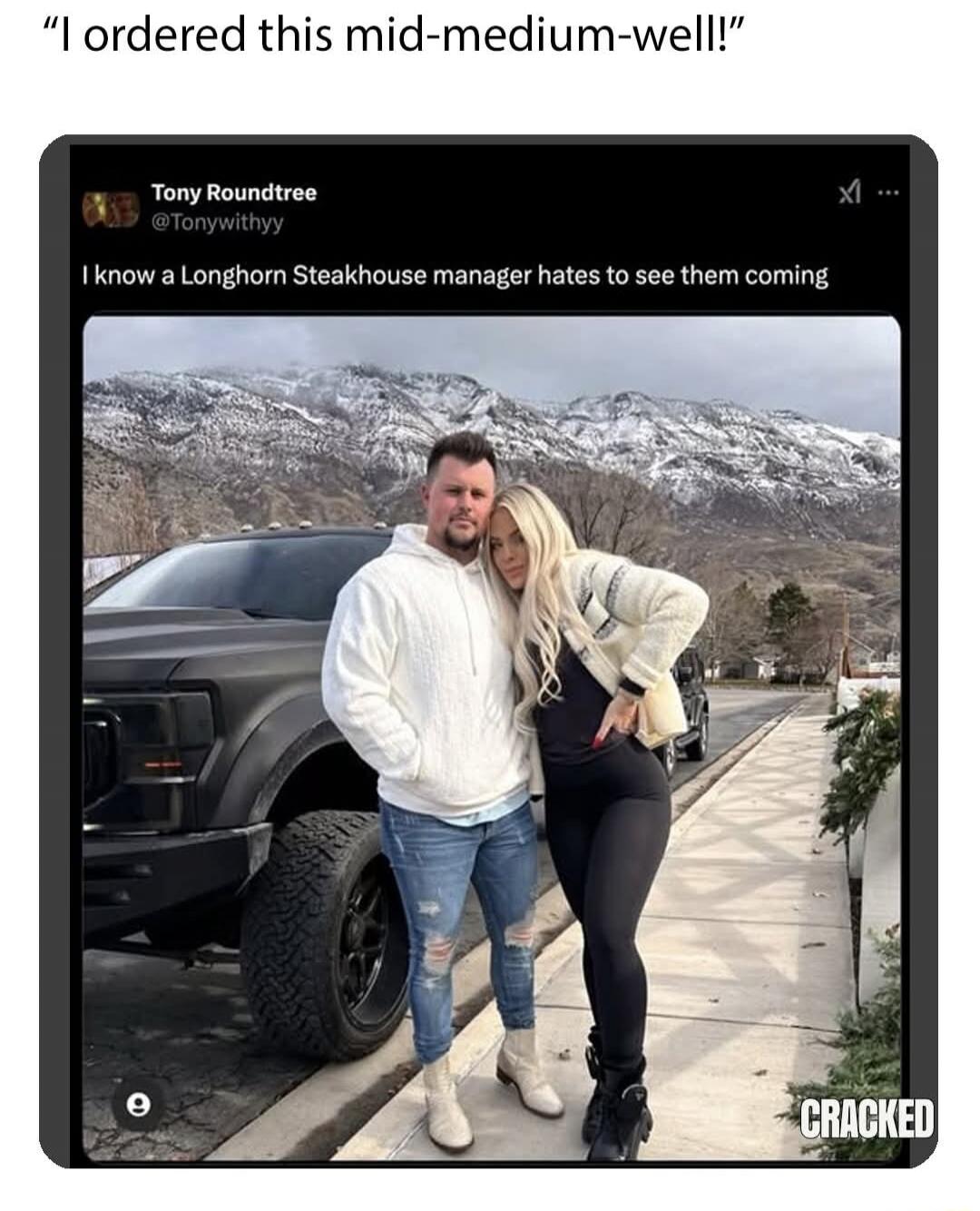 I ordered this mid-medium-well! I know a Longhorn Steakhouse manager hates to see them coming