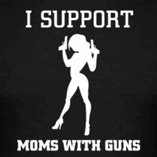 11 iy MOMS WITH GUNS