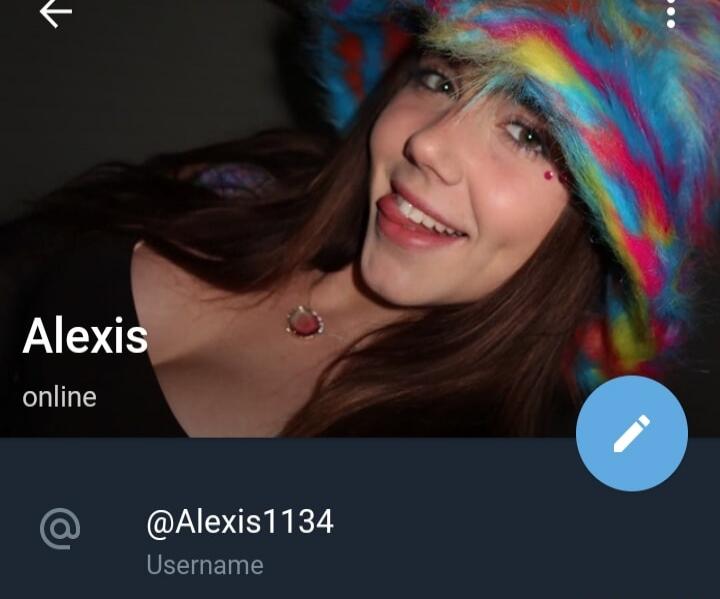 Alexis online @Alexis1134 Username