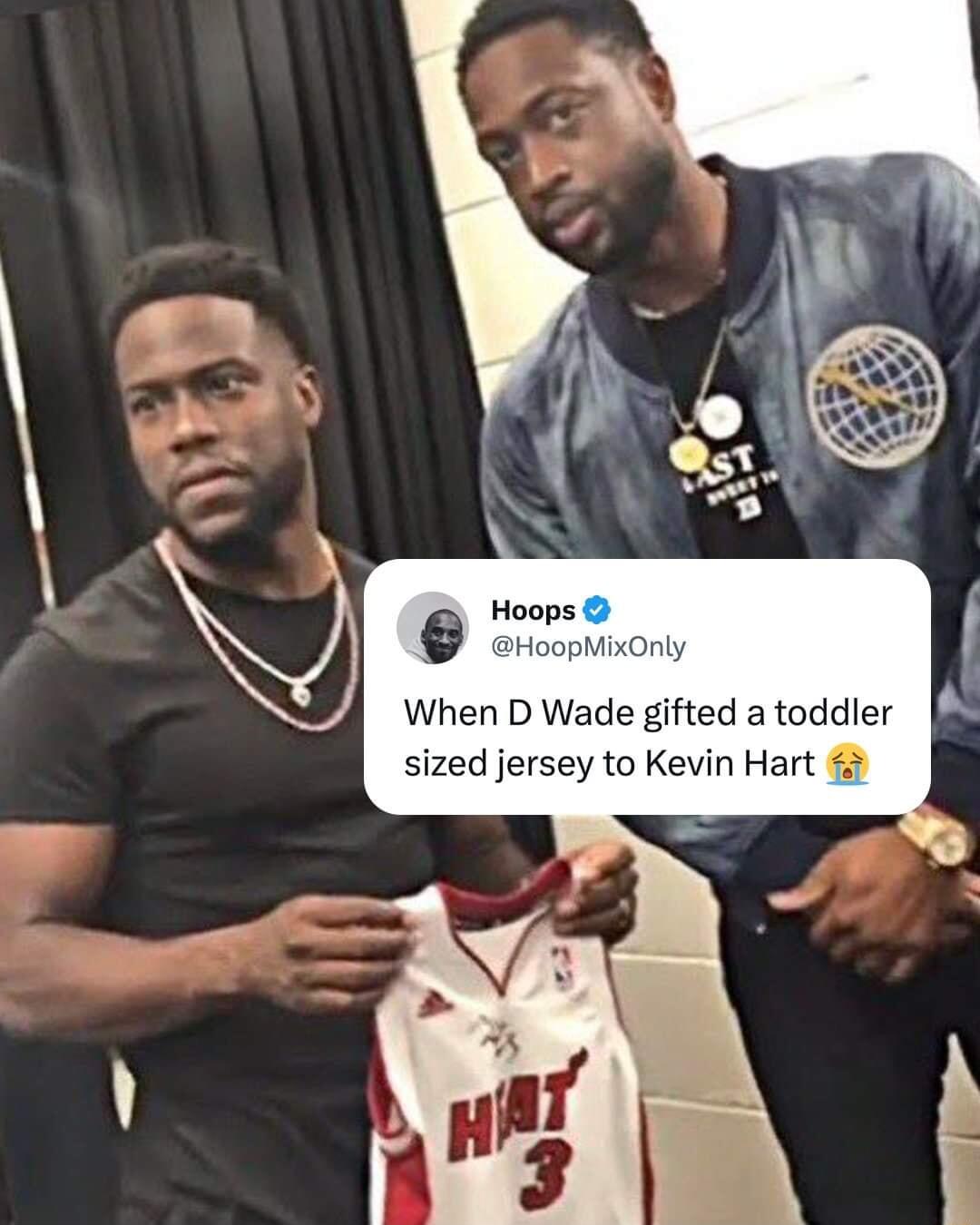 When D Wade gifted a toddler sized jersey to Kevin Hart