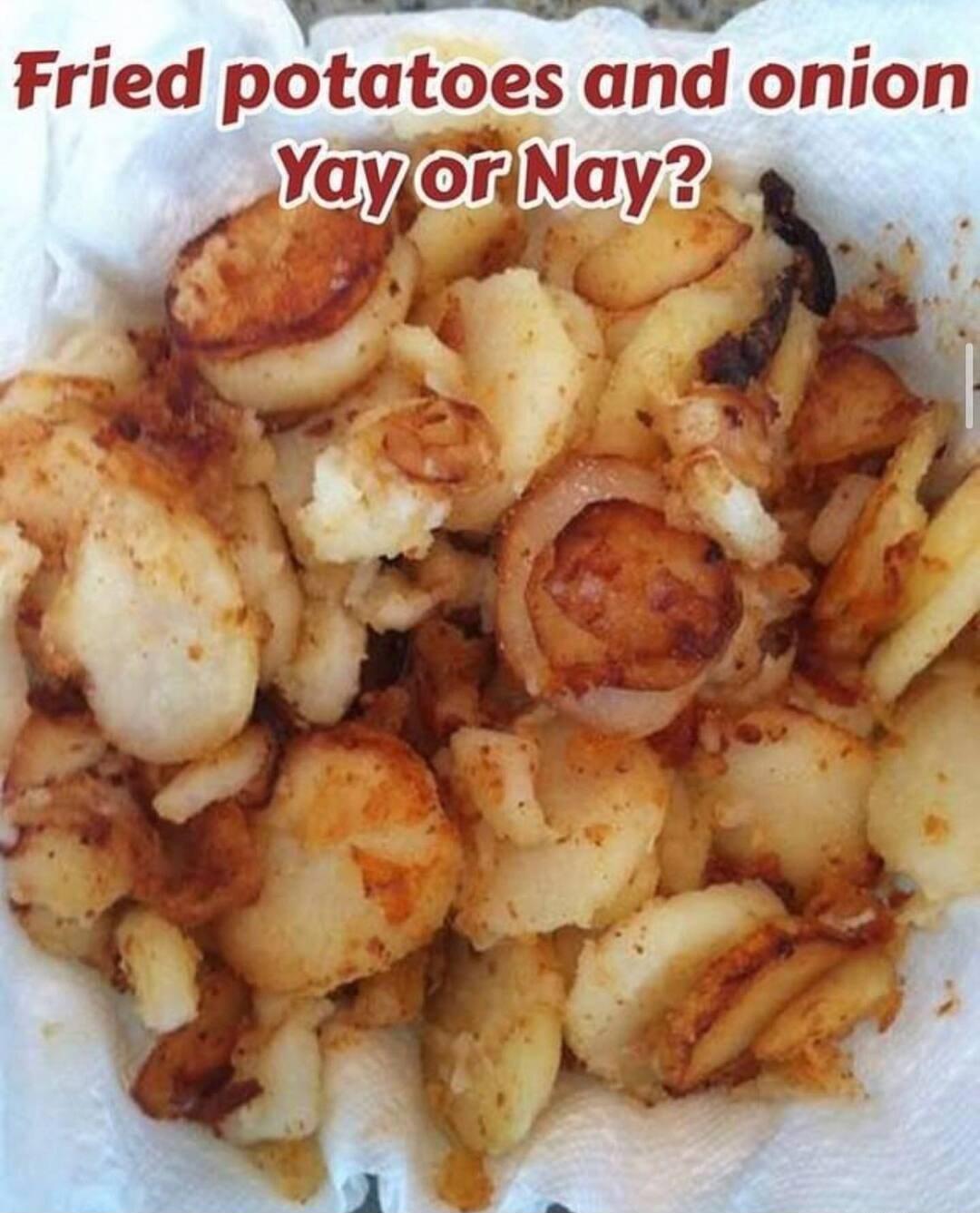 Fried potatoes and onion