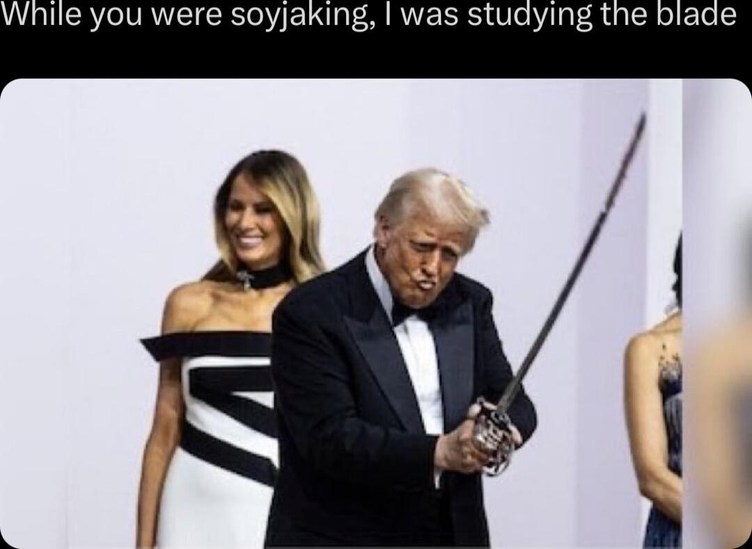 e you were soyjaking was studying the blade