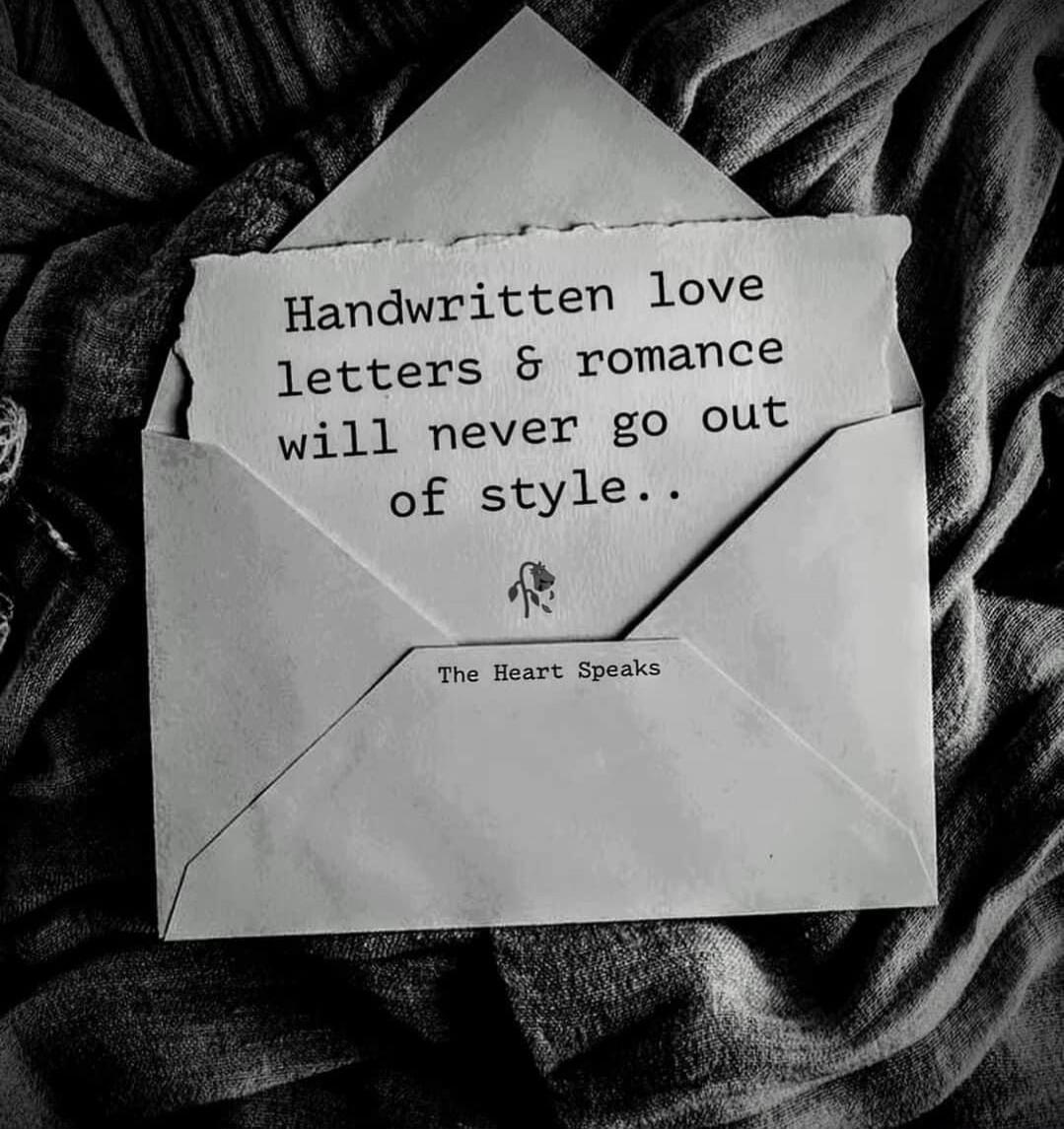 Handwritten love letters & romance will never go out of style..