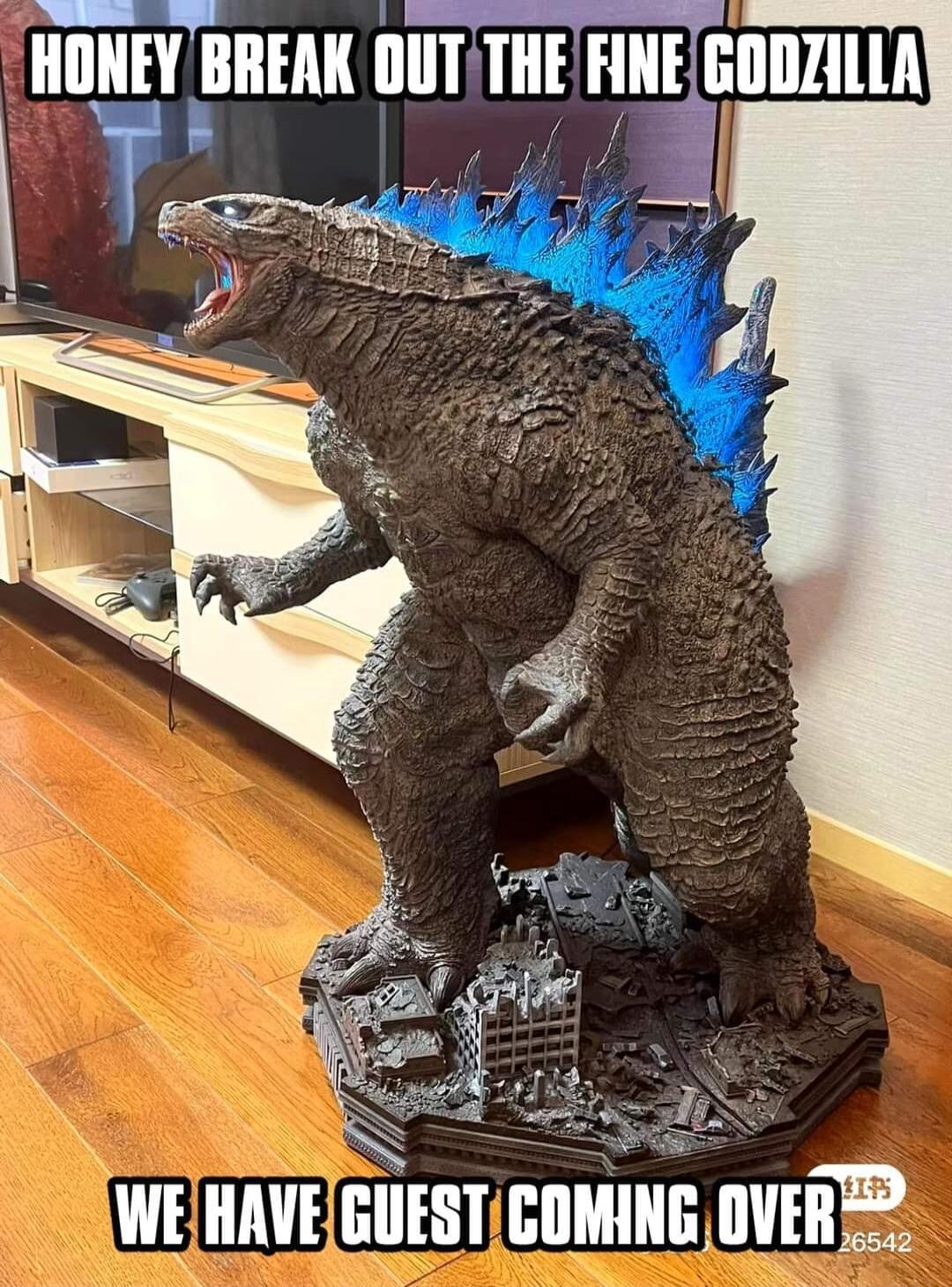 HIIIIEYIIIRM UBLIBHETE COMING OVERT