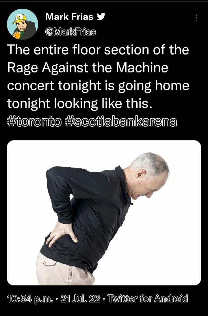 1151 il 100 B Tweet ET92EER 4 y OMerdiies The entire floor section of the Rage Against the Machine concert tonight is going home tonight looking like this fascoilabanivalene 1064 pm 21 Jul 22 Twitter for Andreld PRCSSENR WU S jlEeglelidier Q 1
