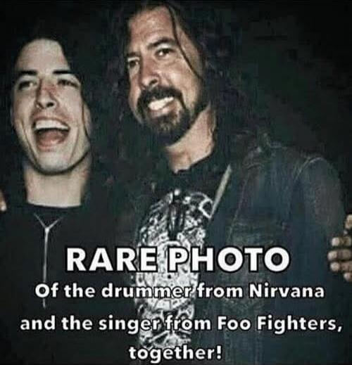 RARE PHOTO Of the drummer from Nirvana and the singer from Foo Fighters, together!