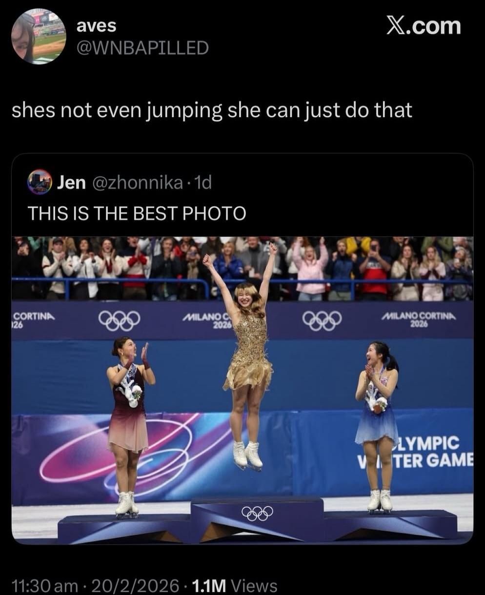 shes not even jumping she can just do that. THIS IS THE BEST PHOTO. Milano Cortina 2026 Olympic Winter Game.