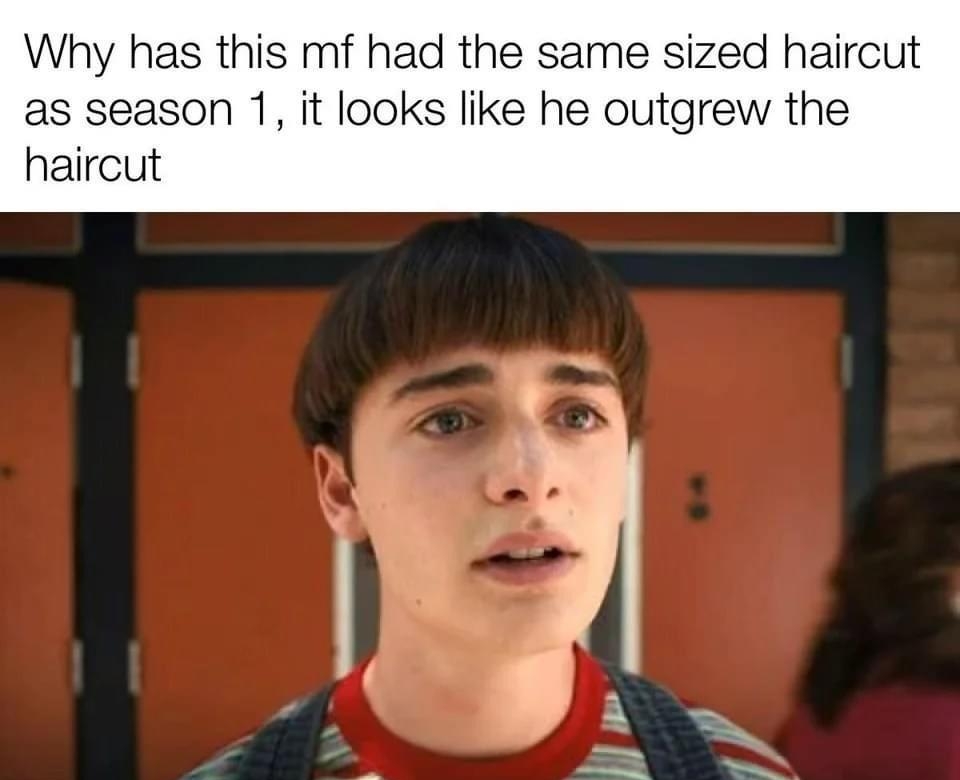 Why has this mf had the same sized haircut as season 1 it looks like he outgrew the haircut L ETe SRV W s T N