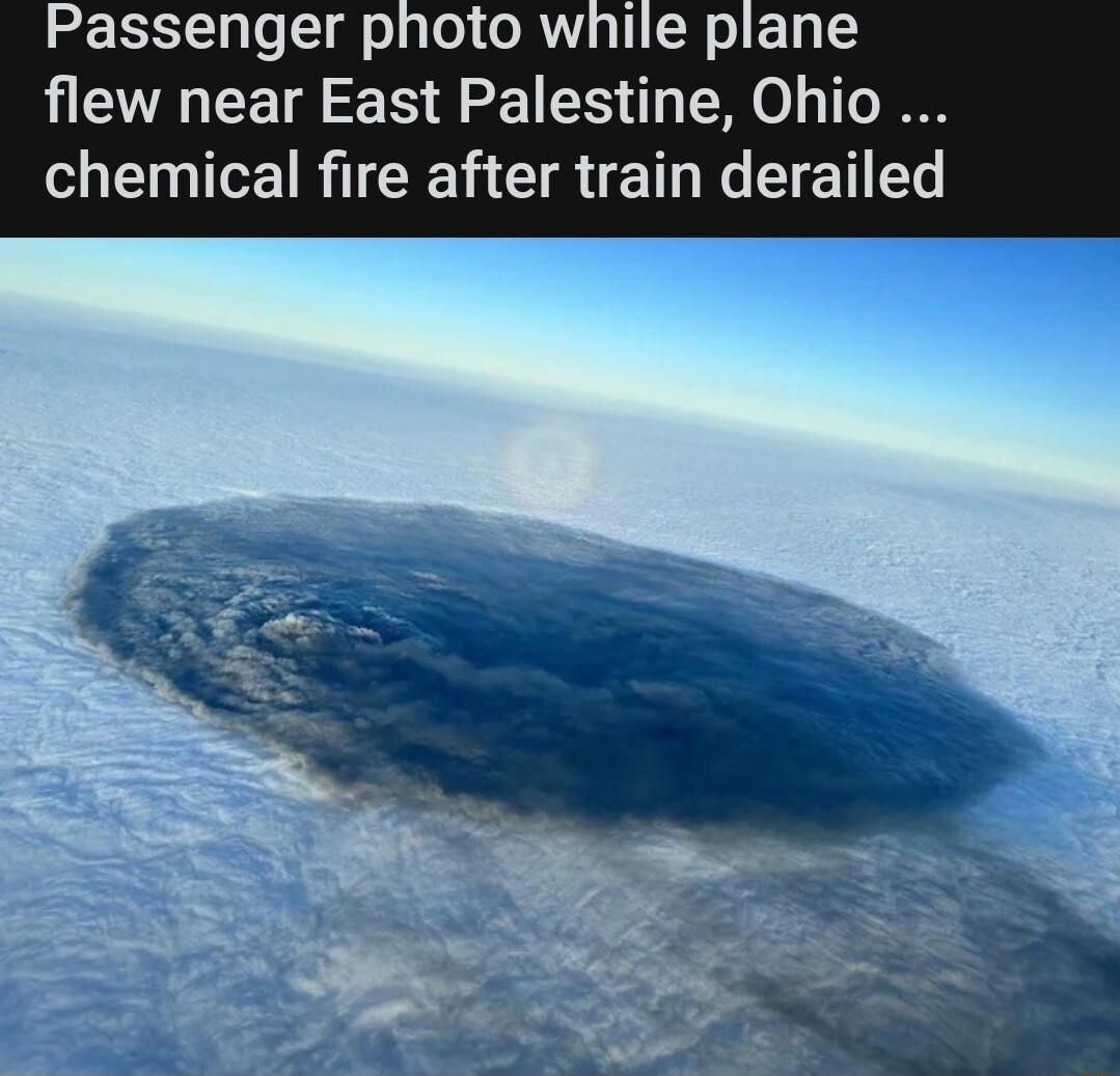 Passenger photo while plane flew near East Palestine Ohio chemical fire after train derailed