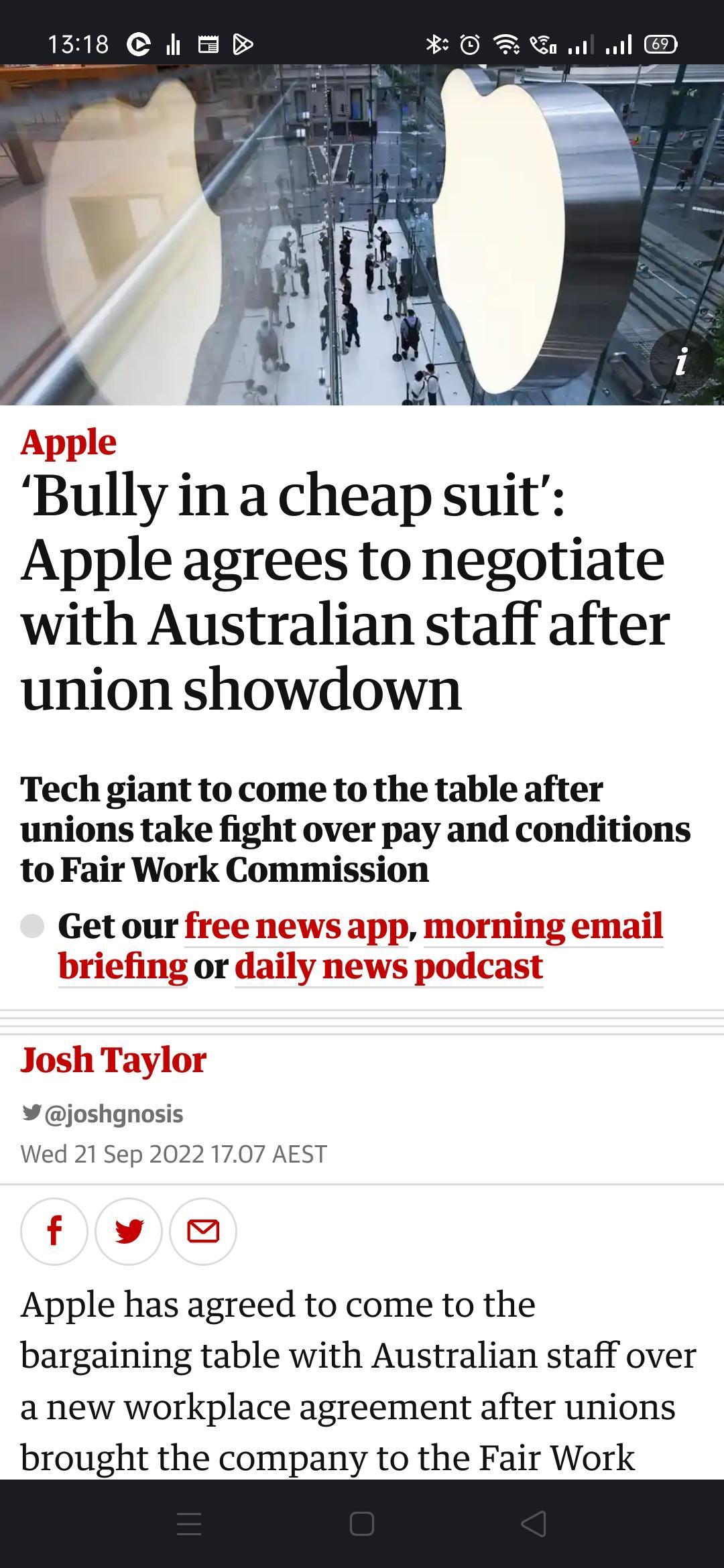 Buily inacheap suit Apple agrees to negotiate with Australian staff after union showdown Tech giant to come to the table after unions take fight over pay and conditions to Fair Work Commission joshgnosis Wed 21 Sep 2022 1707 AEST 2 Apple has agreed to come to the bargaining table with Australian staff over anew workplace agreement after unions brought the company to the Fair Work