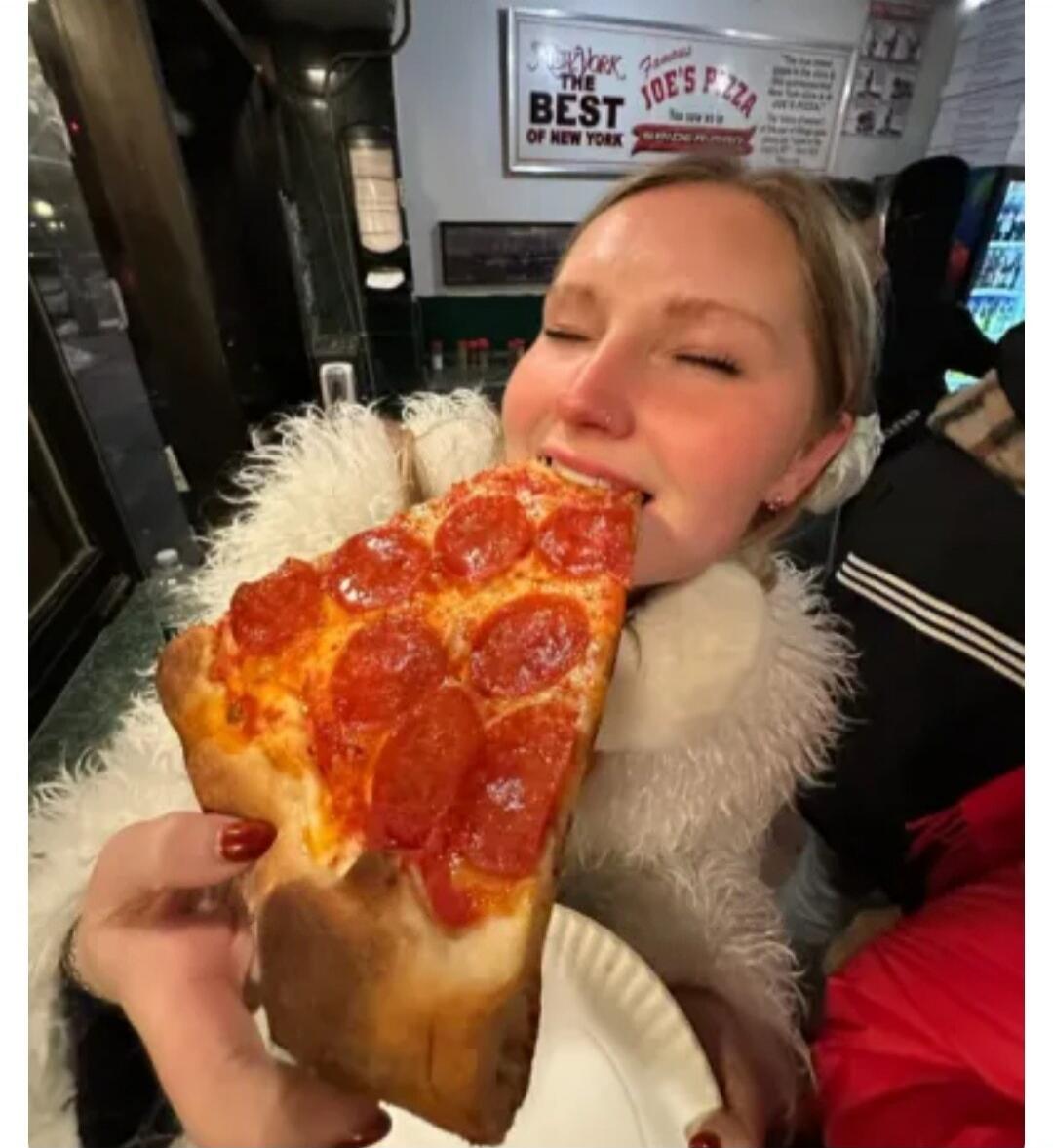 NEW YORK THE BEST JOE'S PIZZA