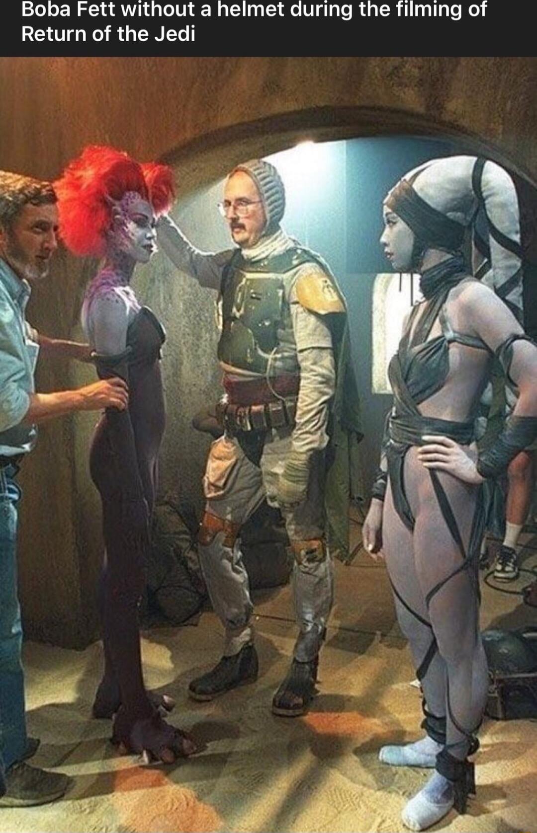 Boba Fett without a helmet during the filming of LEOGEIRGENER