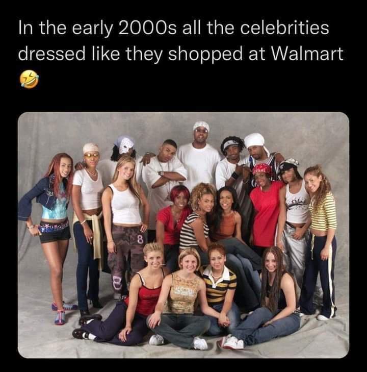 In the early 2000s all the celebrities eCESTe RN IR pleolelTe REYANE a1 d