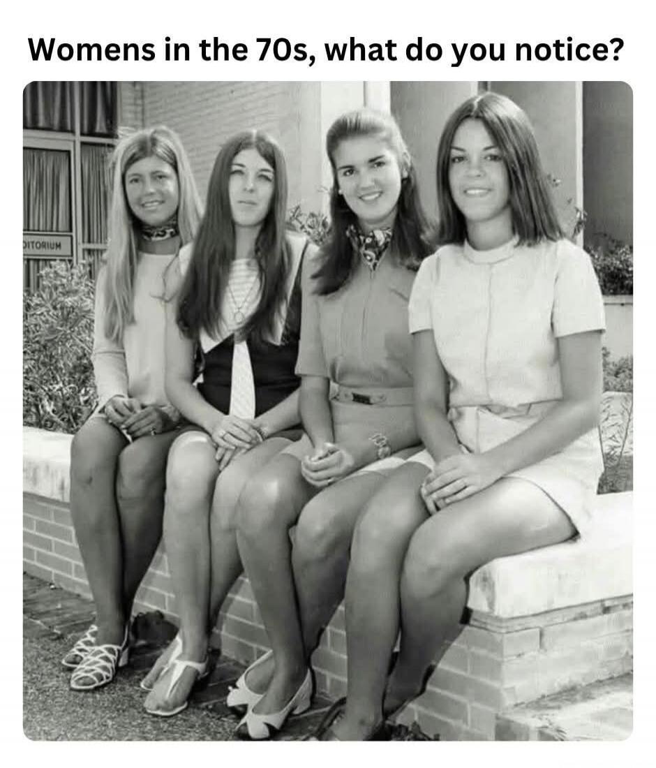 Womens in the 70s, what do you notice? DITORIUM