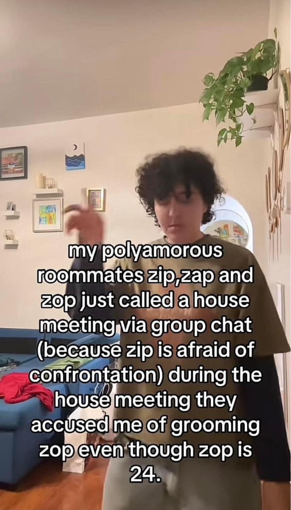 meetlngVla gcup chat because FANSEY il Kol 5 confrontatlon during the S il housefmeeting they accysedlmelofgrooming e X e n