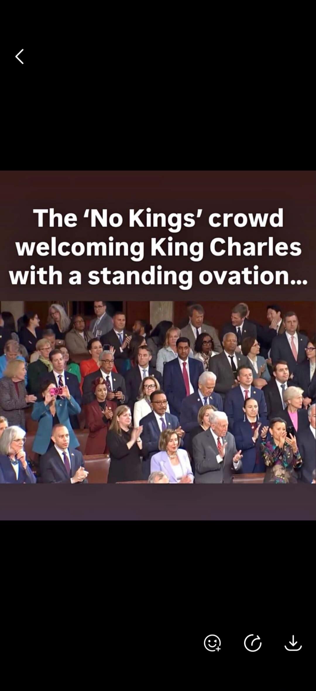 The 'No Kings' crowd welcoming King Charles with a standing ovation...