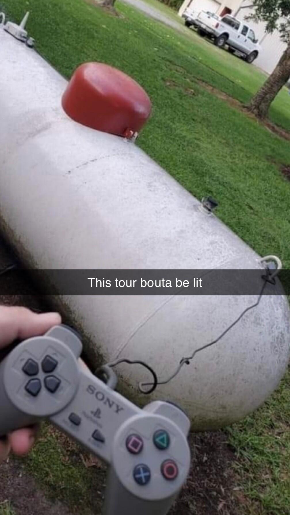 This tour bouta be lit