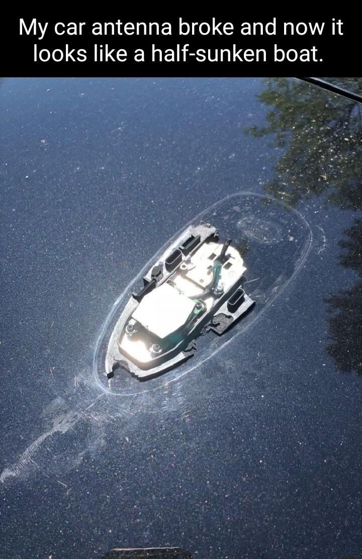 EETEE CI ER eI o CRETa M l VA looks like a half sunken boat a