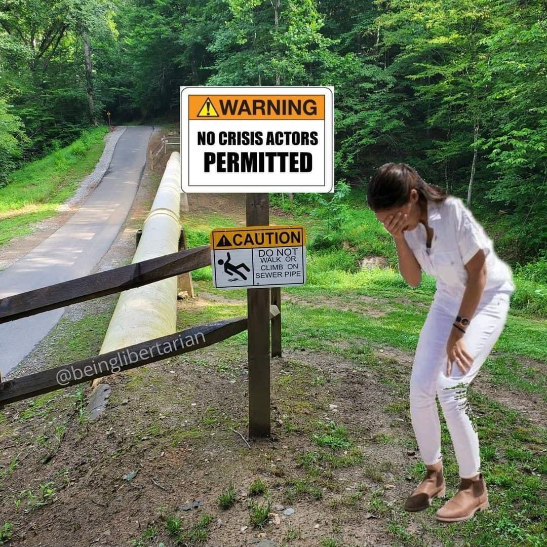 7 NocRisIS AcTORS PERMITTED