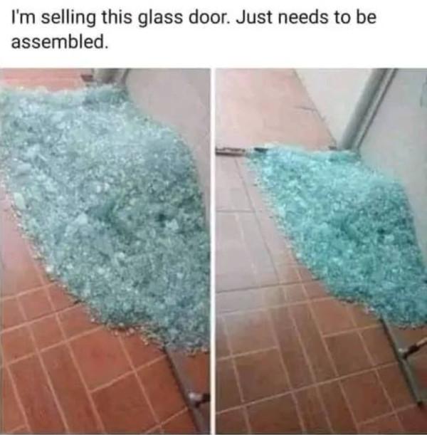 Im selling this glass door Just needs to be assembled