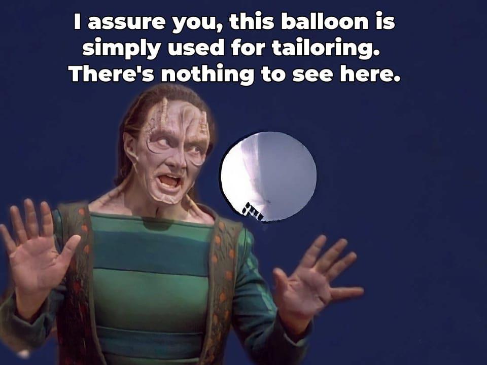 1 assure you this balloon is BT ATECC R TR S T T Theres nothing to see here