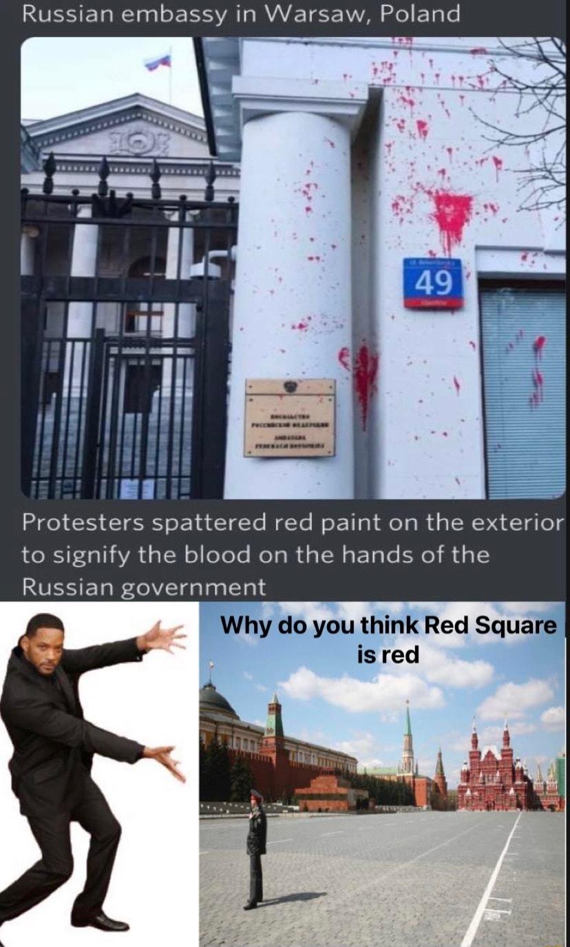 USSR 0 s EISS AT AL 18 1V 2ol F Tale v Il sl I B Protesters spattered red paint on the exterior to signify the blood on the hands of the Russian government Why do you think Red Square isred