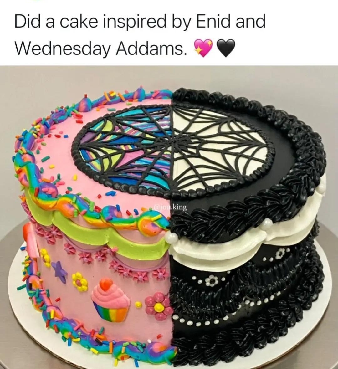 s Josue The Cake Guy Luciano 5 iosuelucianod1 Did a cake inspired by Enid and Wednesday Addams 9